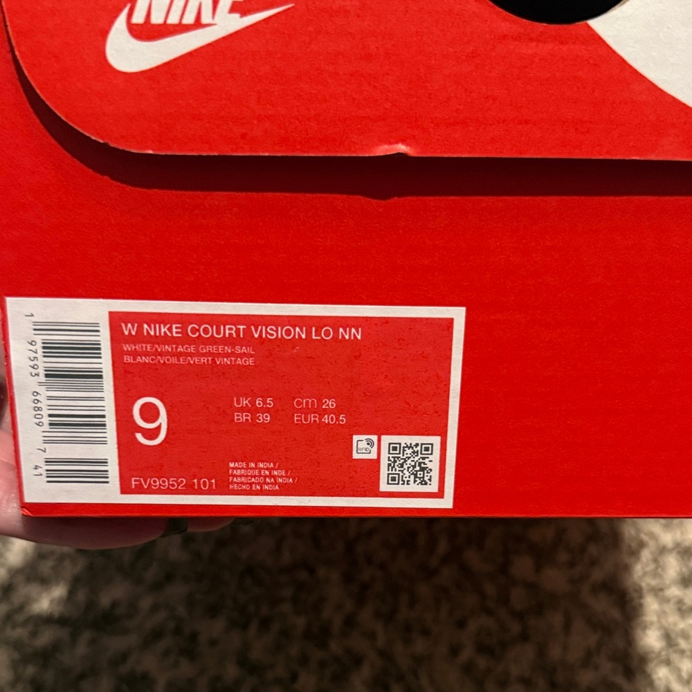 Nike Court Vision